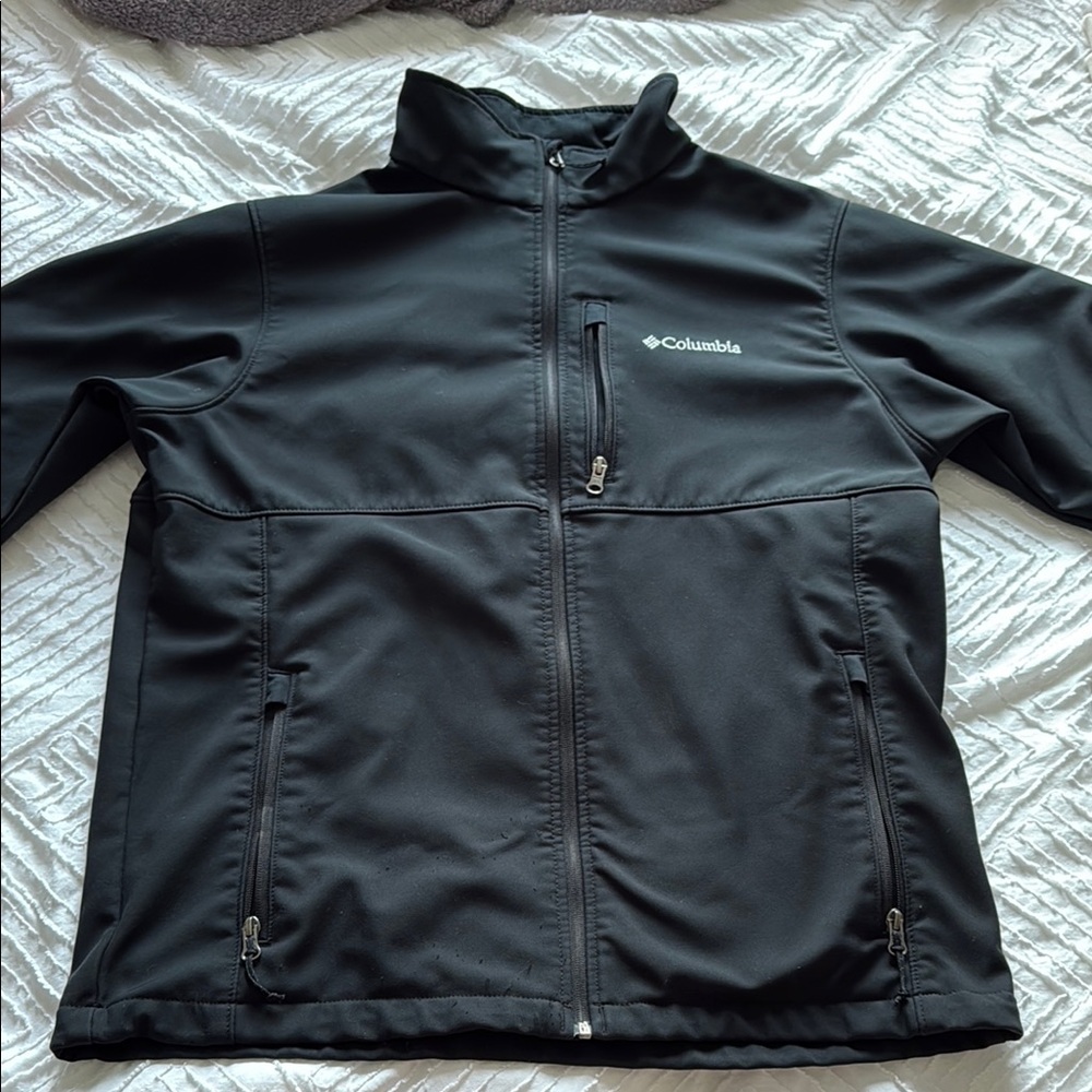 Columbia Men's Black Performance Jacket